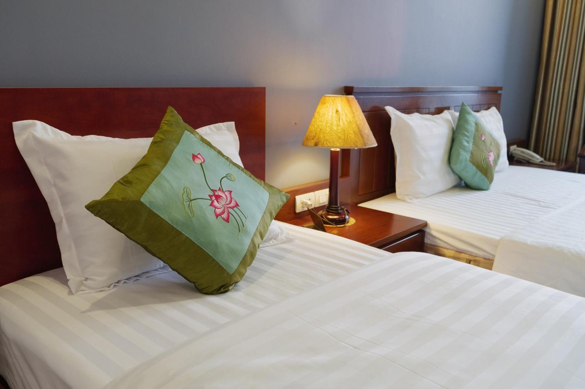 Ngan Ha Hotel Long Bien هانوي المظهر الخارجي الصورة
